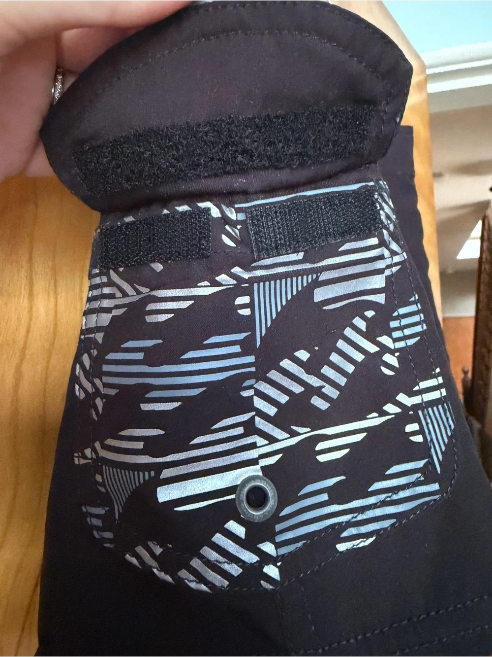 Billabong Women’s Black Board Shorts Size 5 Surf Swim Beach Quick